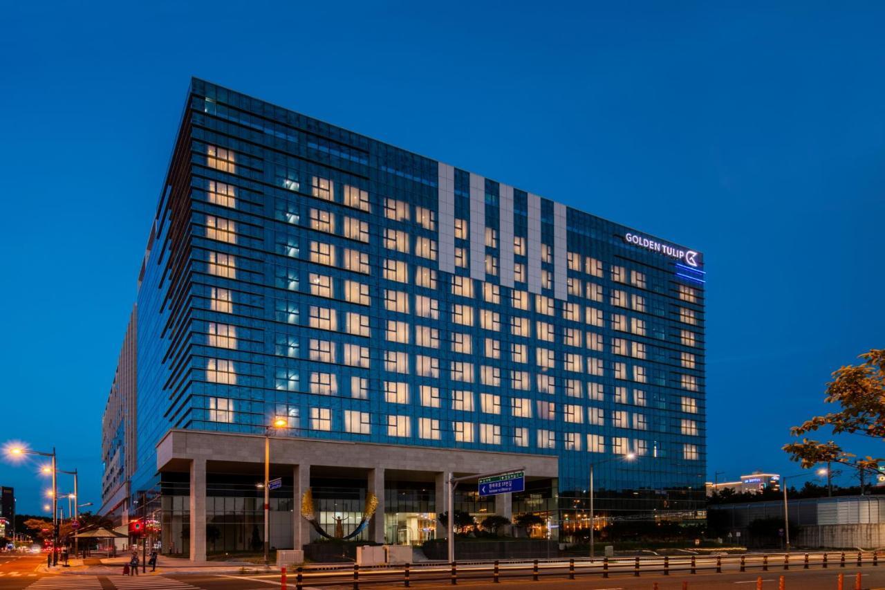 Golden Tulip Incheon Airport Hotel Екстер'єр фото